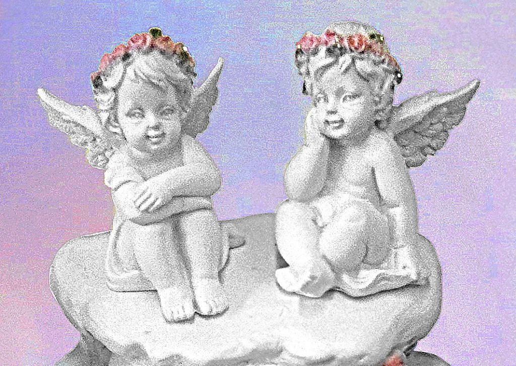 Andělé s růžičkami