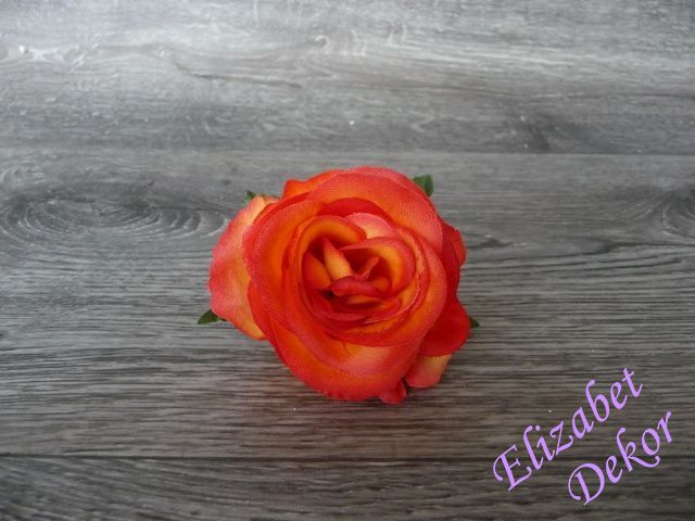 Květ růže - oranžový II.