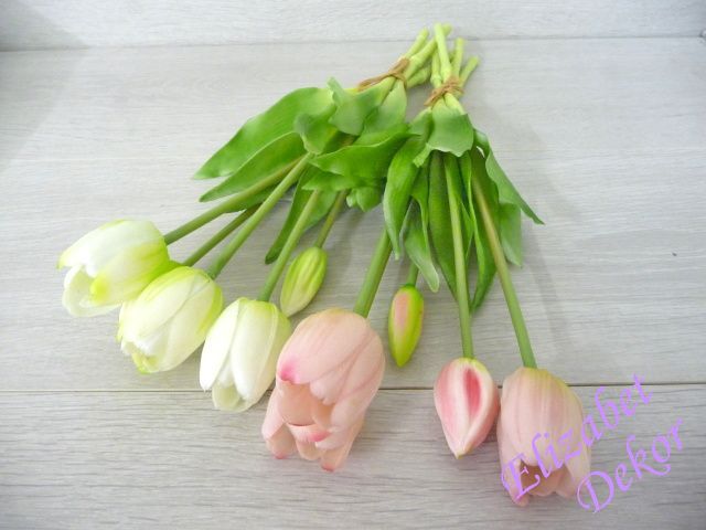 Tulipán latex kytice 3 květy + 2 poupata